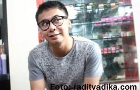 Raditya Dika Dikaruniai Anak Pertama di Awal Ramadan